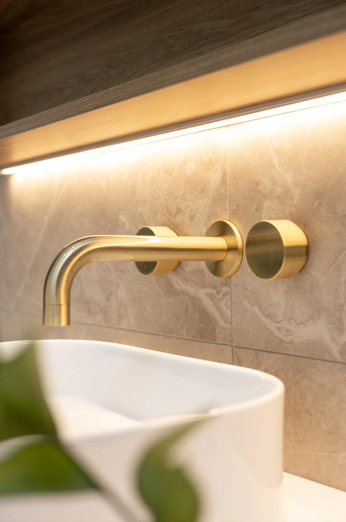 Circular Wall Taps - PVD Tiger Bronze - Image 5