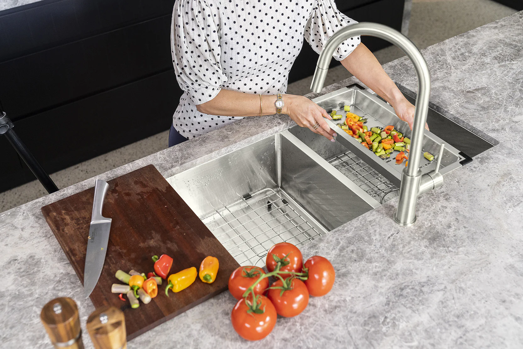 Lavello Kitchen Sink Colander - PVD Brushed Nickel - Image 4