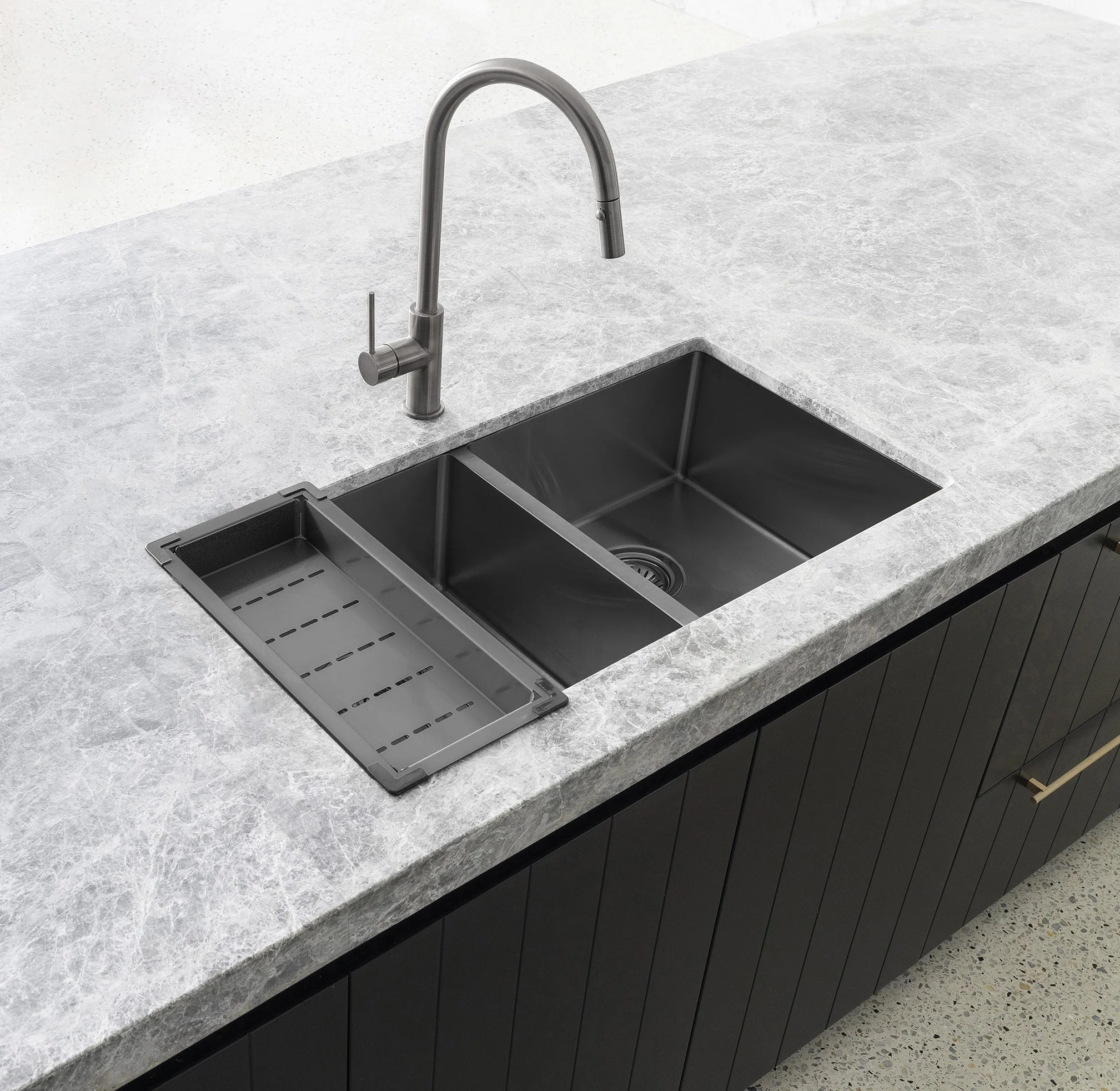 Kitchen Sink Colander - PVD Gunmetal Black - Image 2