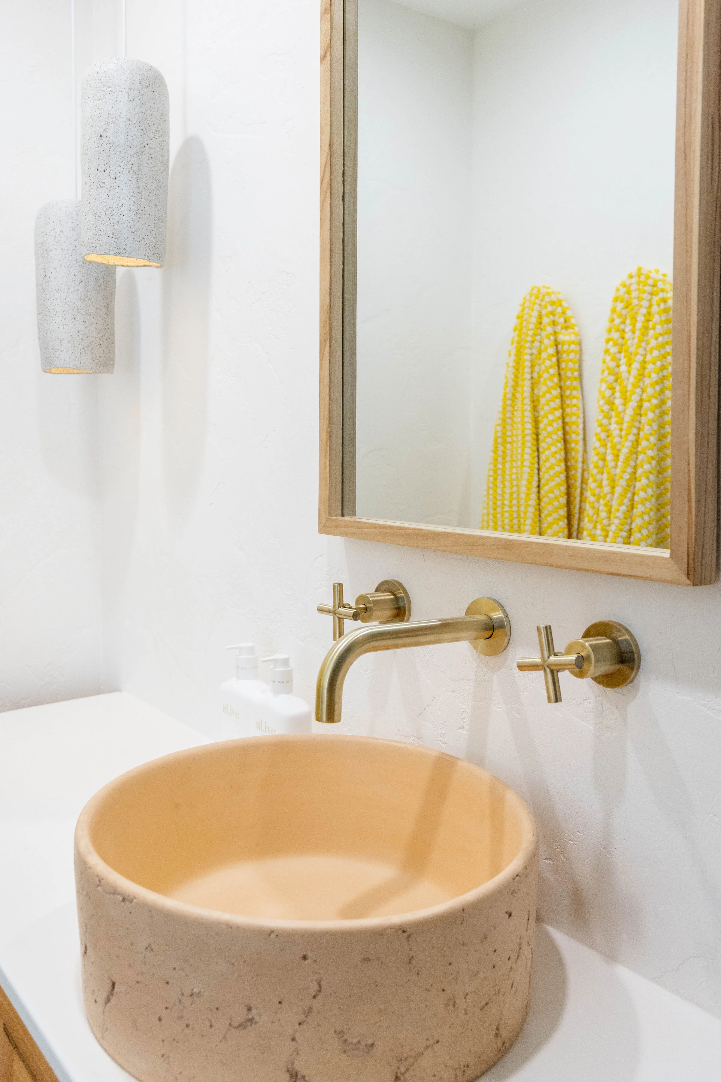 Universal Round Curved Spout - PVD Tiger Bronze - Image 6