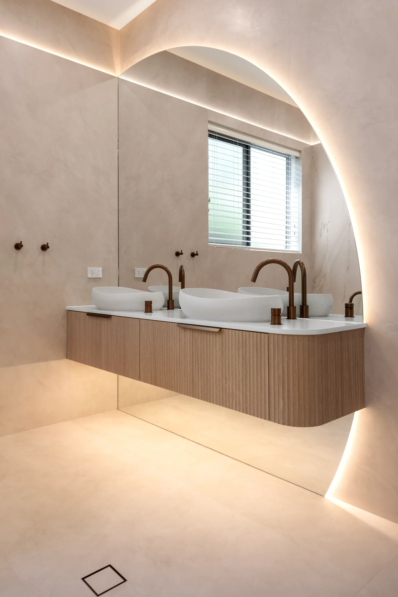 Round Hob Mounted Swivel Spout - Lustre Bronze - Image 5