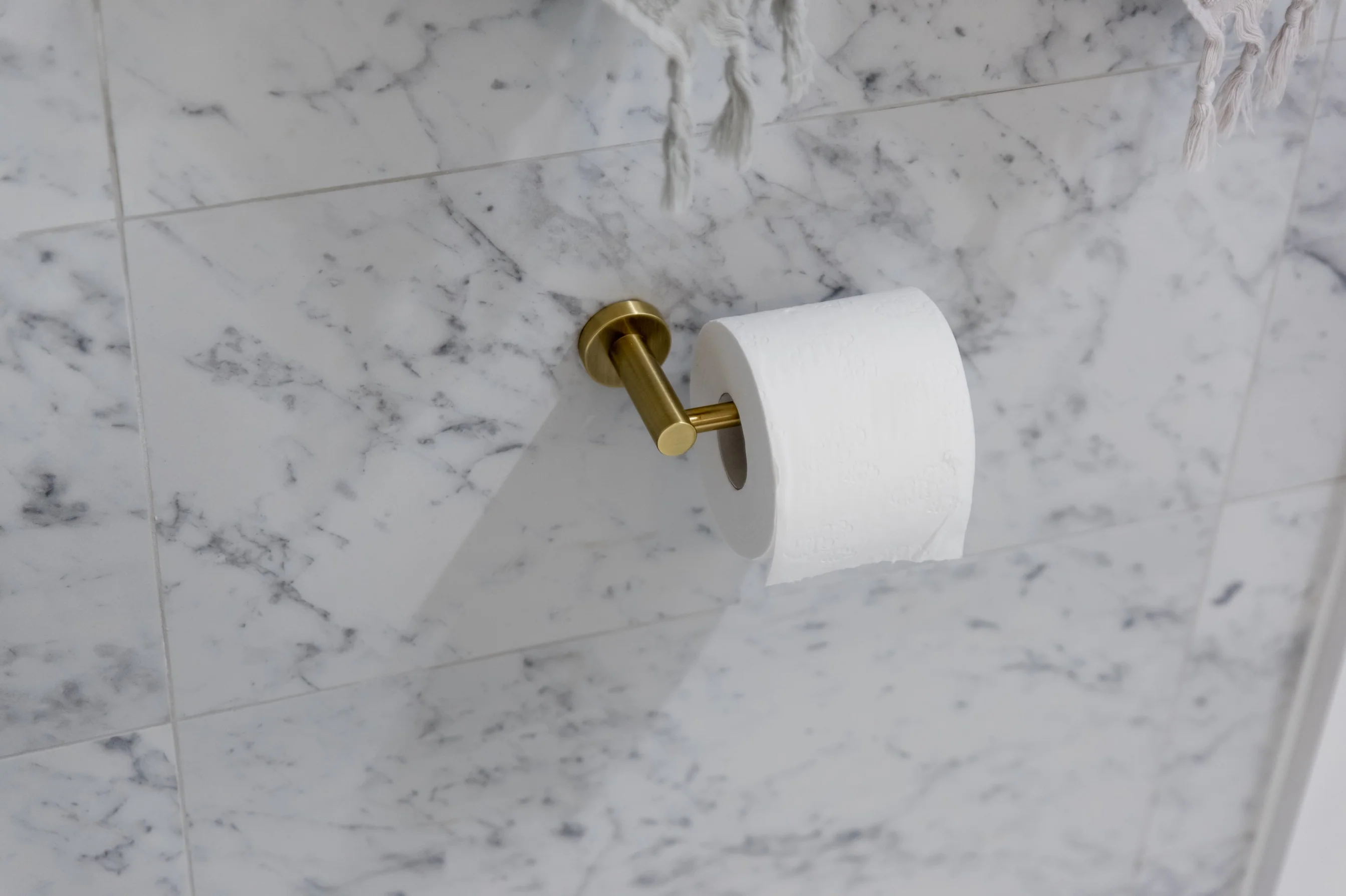 Round Toilet Roll Holder - PVD Tiger Bronze - Image 6